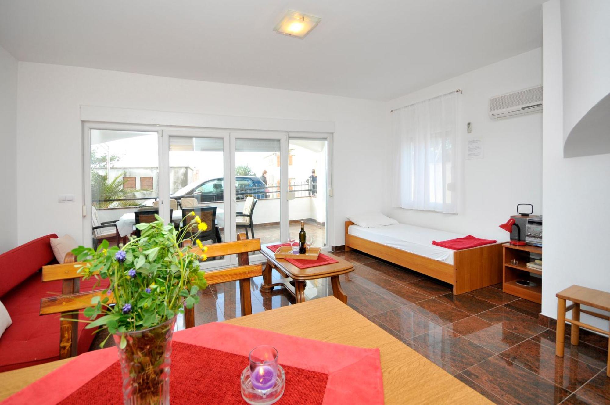 Apartmani Svalina - Seaview And 130M From Beach Trogir Exteriér fotografie