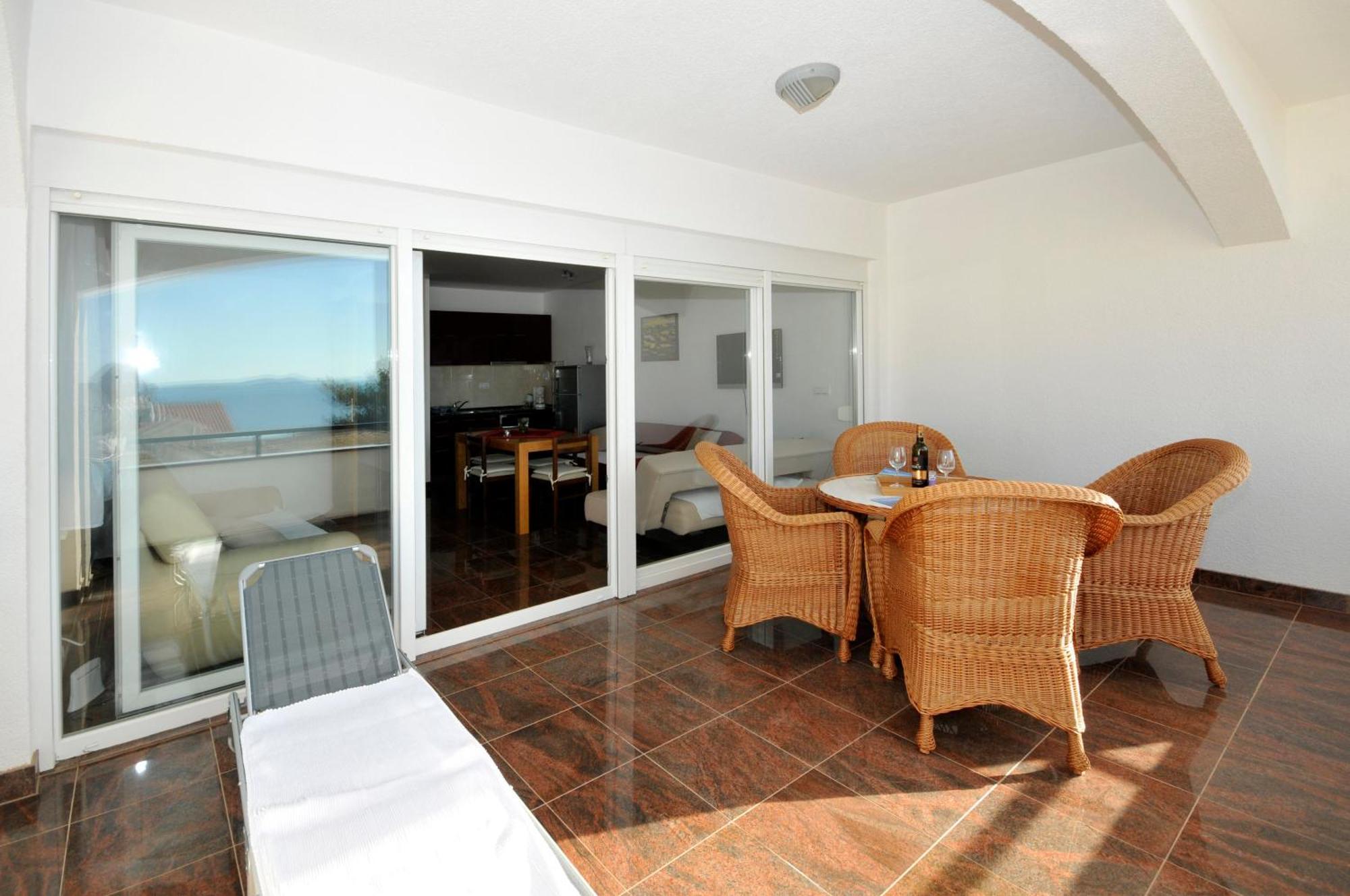 Apartmani Svalina - Seaview And 130M From Beach Trogir Exteriér fotografie
