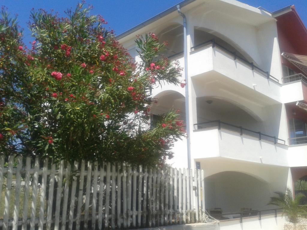 Apartmani Svalina - Seaview And 130M From Beach Trogir Exteriér fotografie